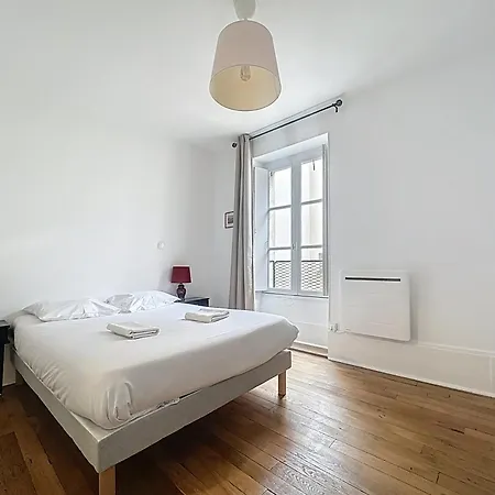 Apartment L'ecrin Retro Chic Le Rouge En Hypercentre Dijon